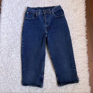Chic vintage high rise cropped mom jeans, size 8